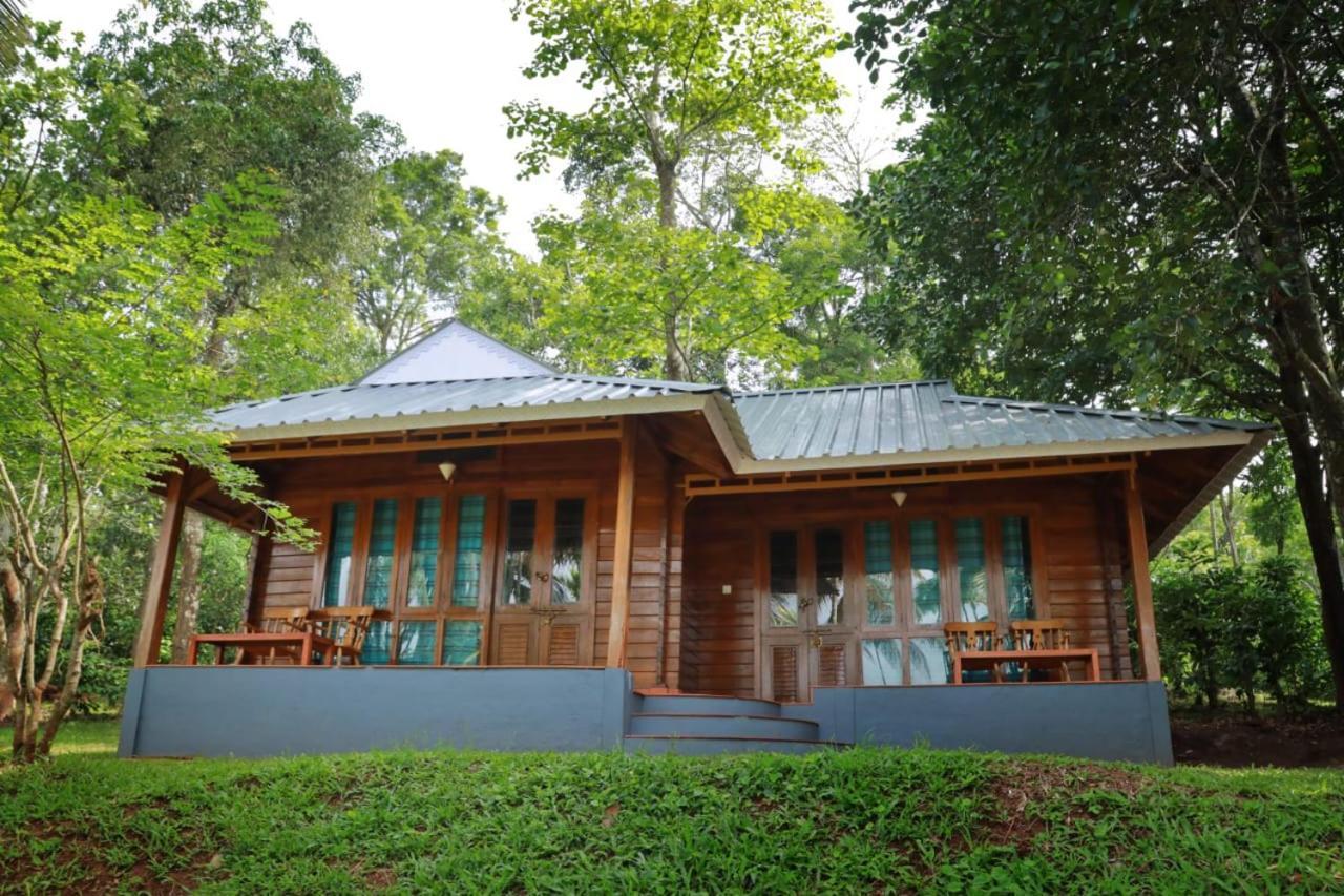 Royal Wooden Villa Mananthavady Exterior photo